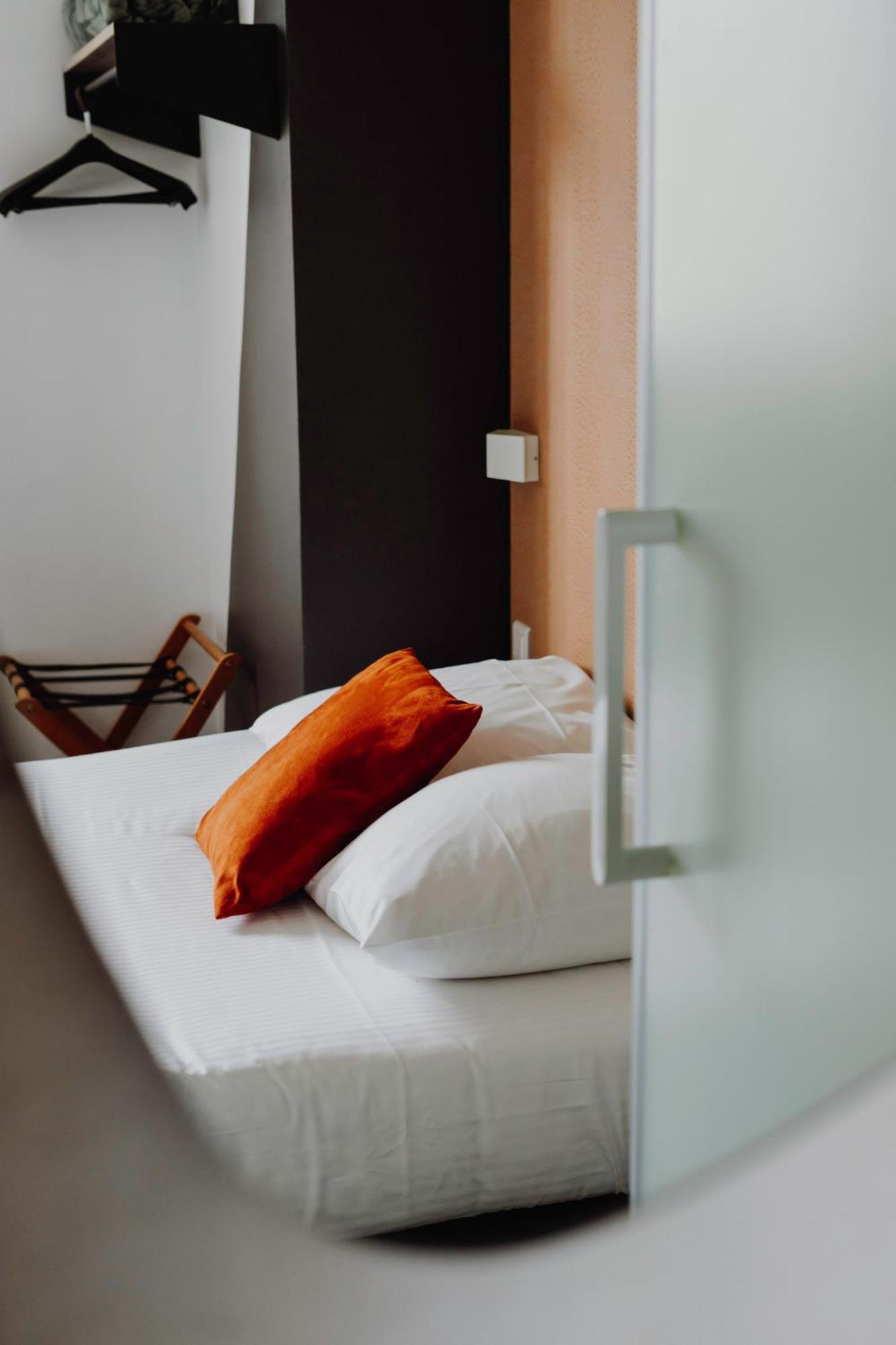 L'Hotel Bristol Caen Kültér fotó