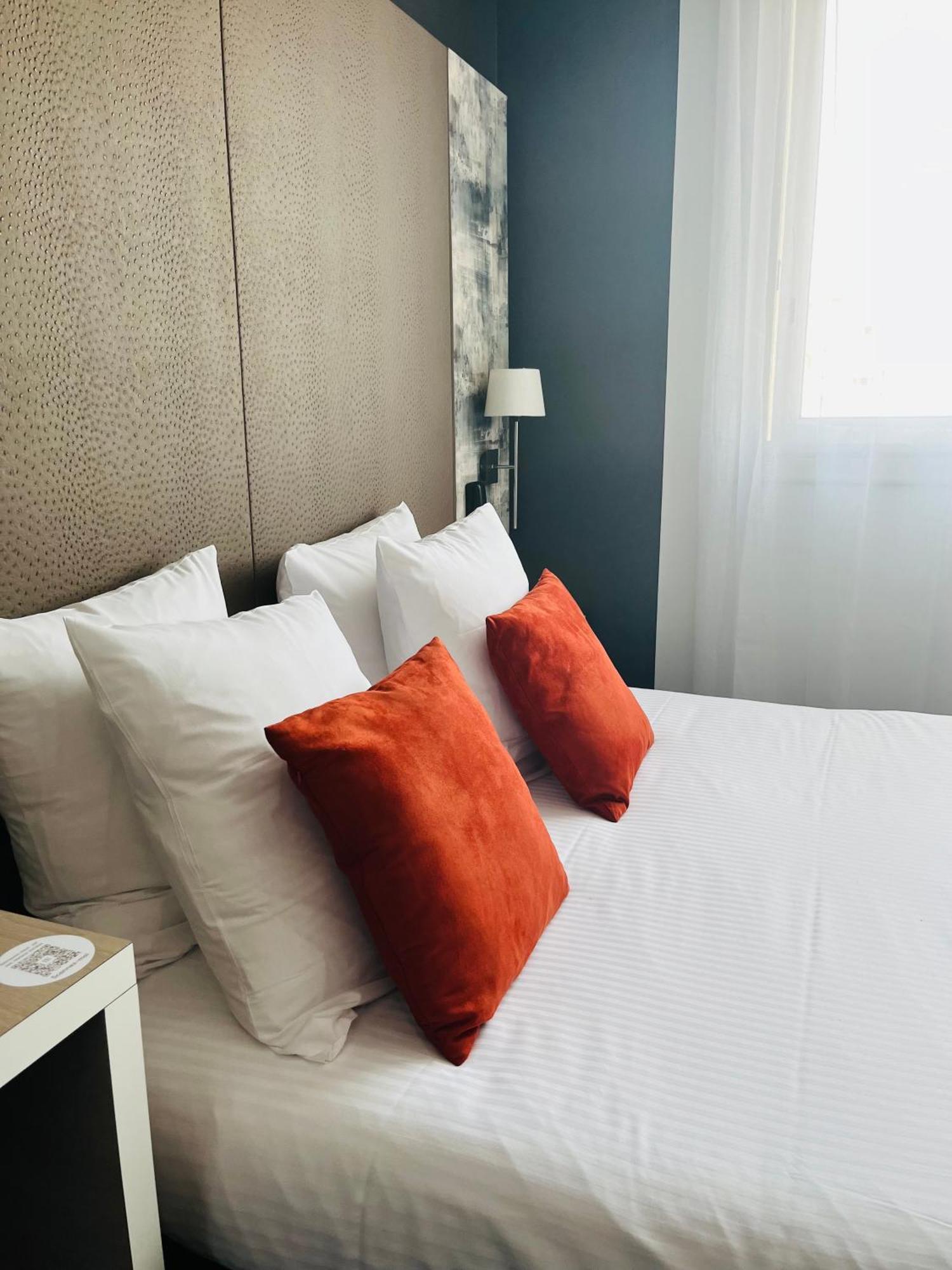 L'Hotel Bristol Caen Kültér fotó